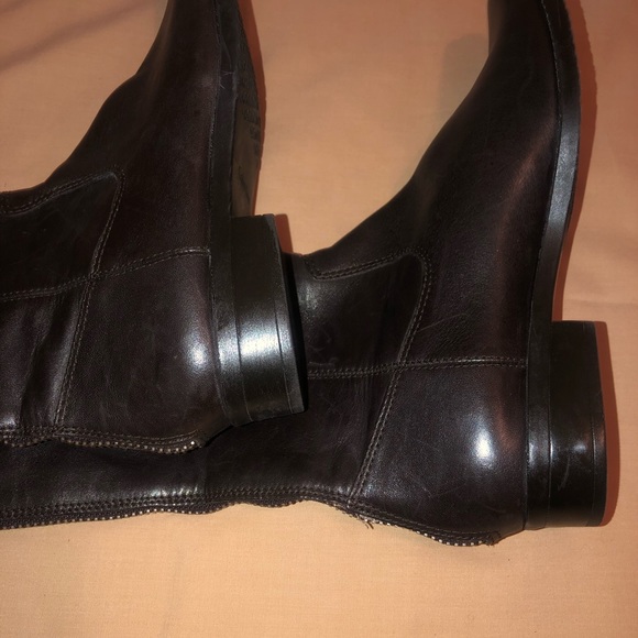 Brown knee high boots - Picture 3 of 7